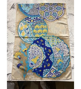 KEÇESİZ İPEKSİ ŞAL KOD: VANENSİS 25