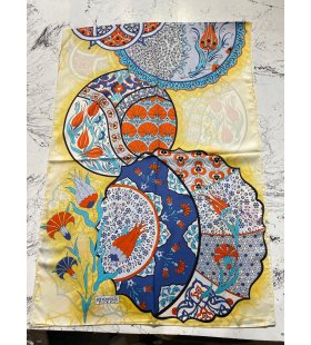 KEÇESİZ İPEKSİ ŞAL KOD: VANENSİS 28