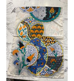 KEÇESİZ İPEKSİ ŞAL KOD: VANENSİS 29