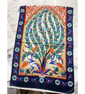 KEÇESİZ İPEKSİ ŞAL KOD: VANENSİS 37